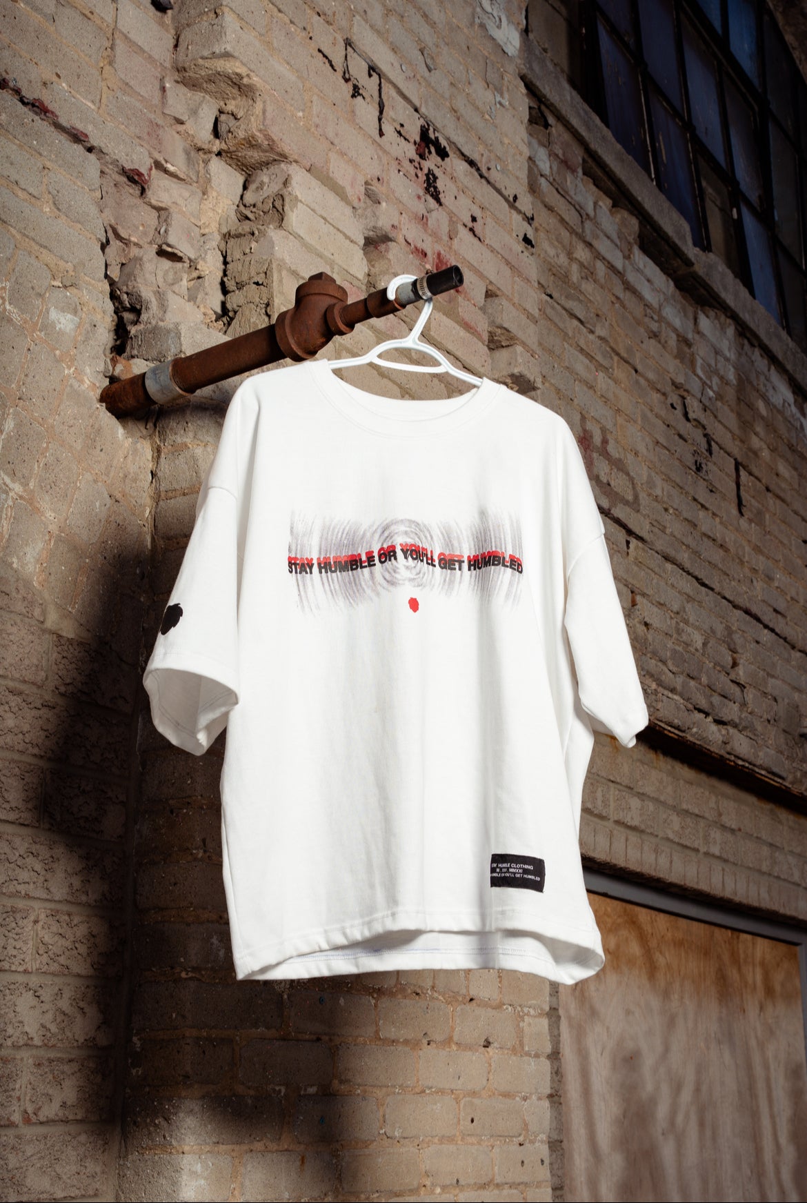 SLOGAN TEE - WHITE